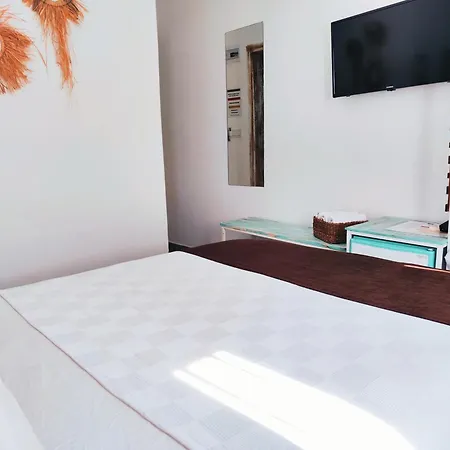 Hotel Umayra *