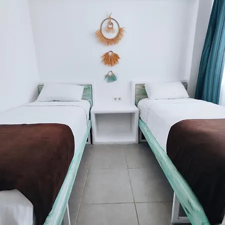 Umayra Hotel