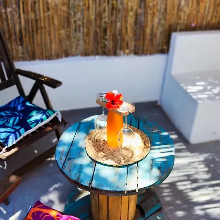 Umayra * Αλικαρνασσός